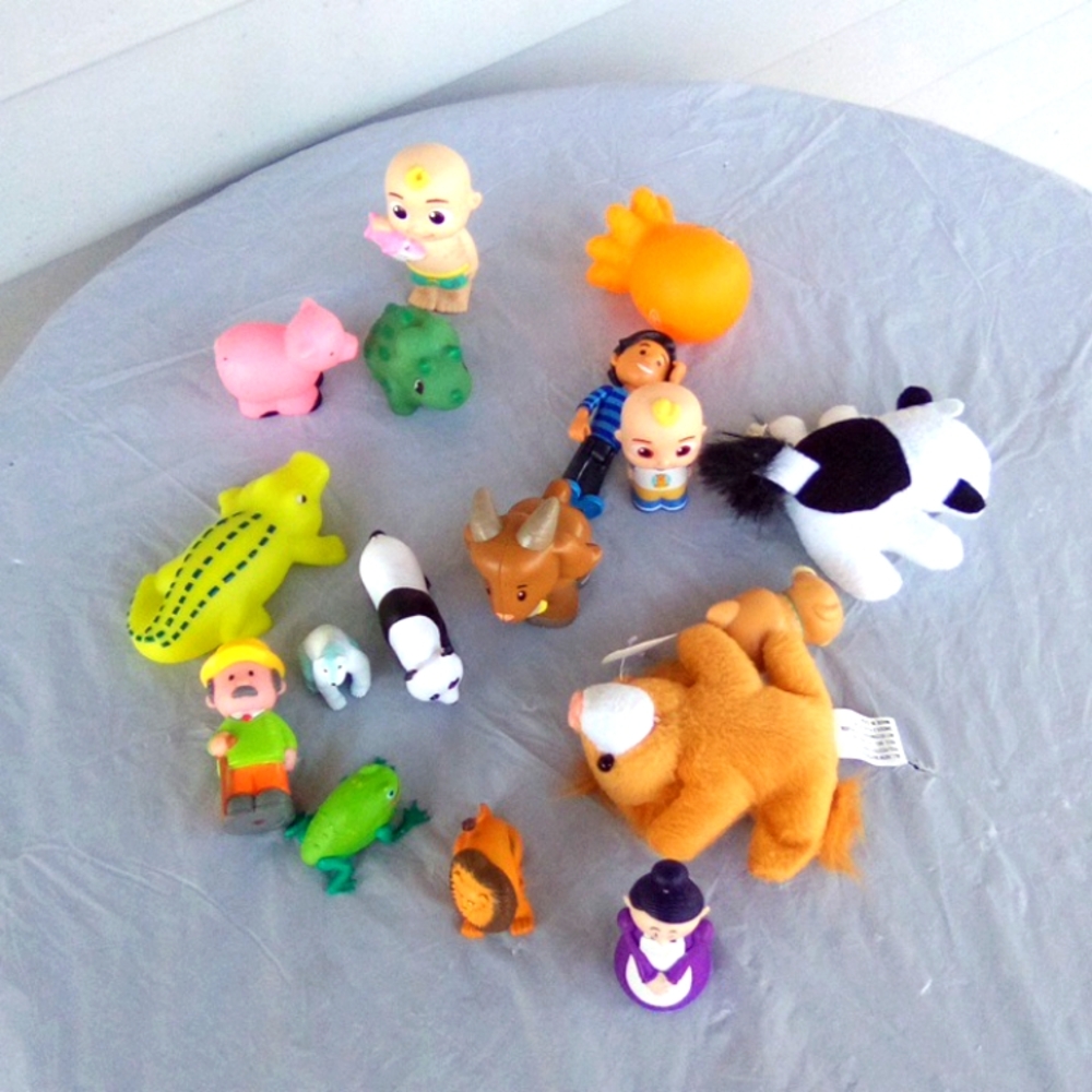 VARIETY SMALL TOYS